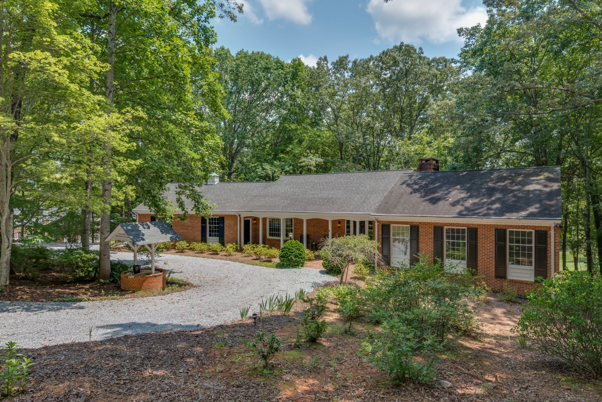 108 Bluebird Lane, Tryon
