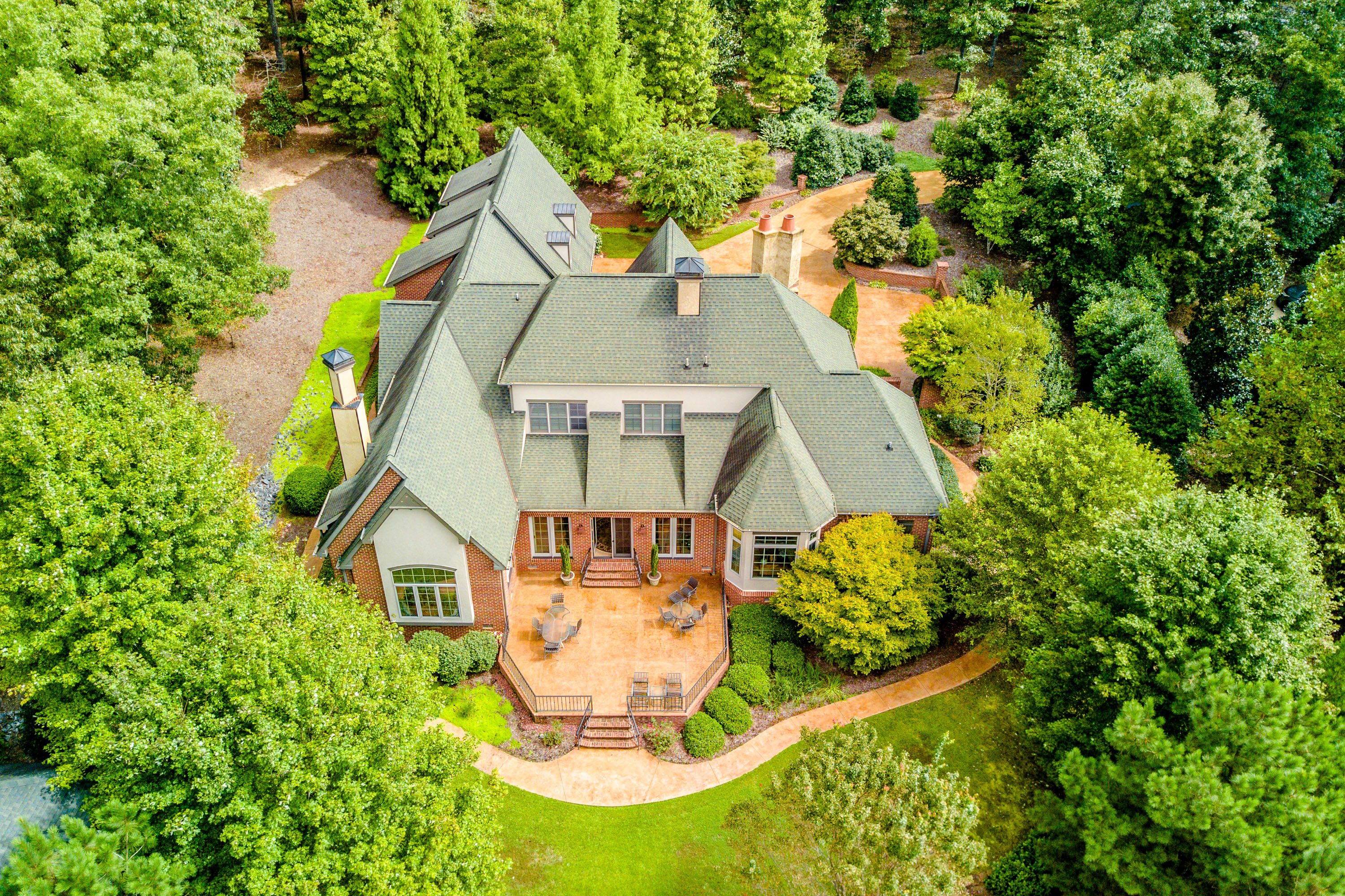 19 Coachman Lane, Tryon