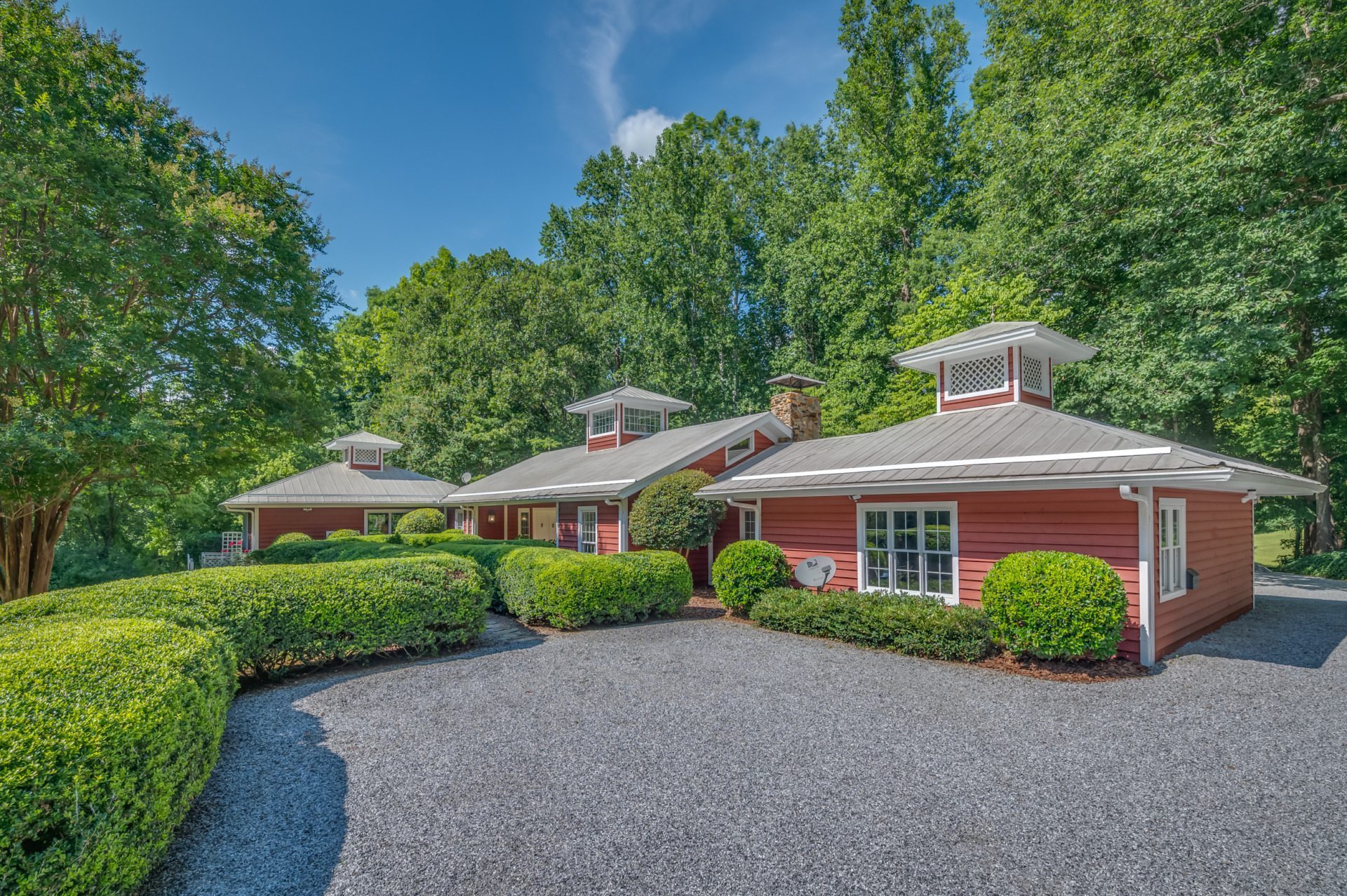 SOLD: Old foaling barn, a Landrum gem