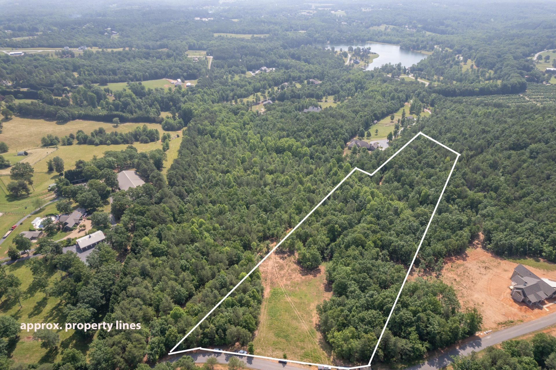 Sold: Long-Range View, 10 acres in exclusive gated community