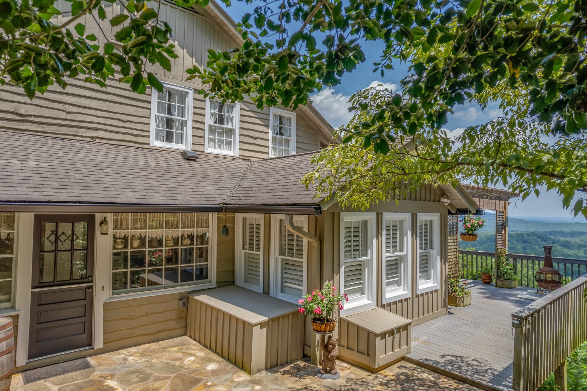 Under Contract! Tryon Gillette Woods with mountain views