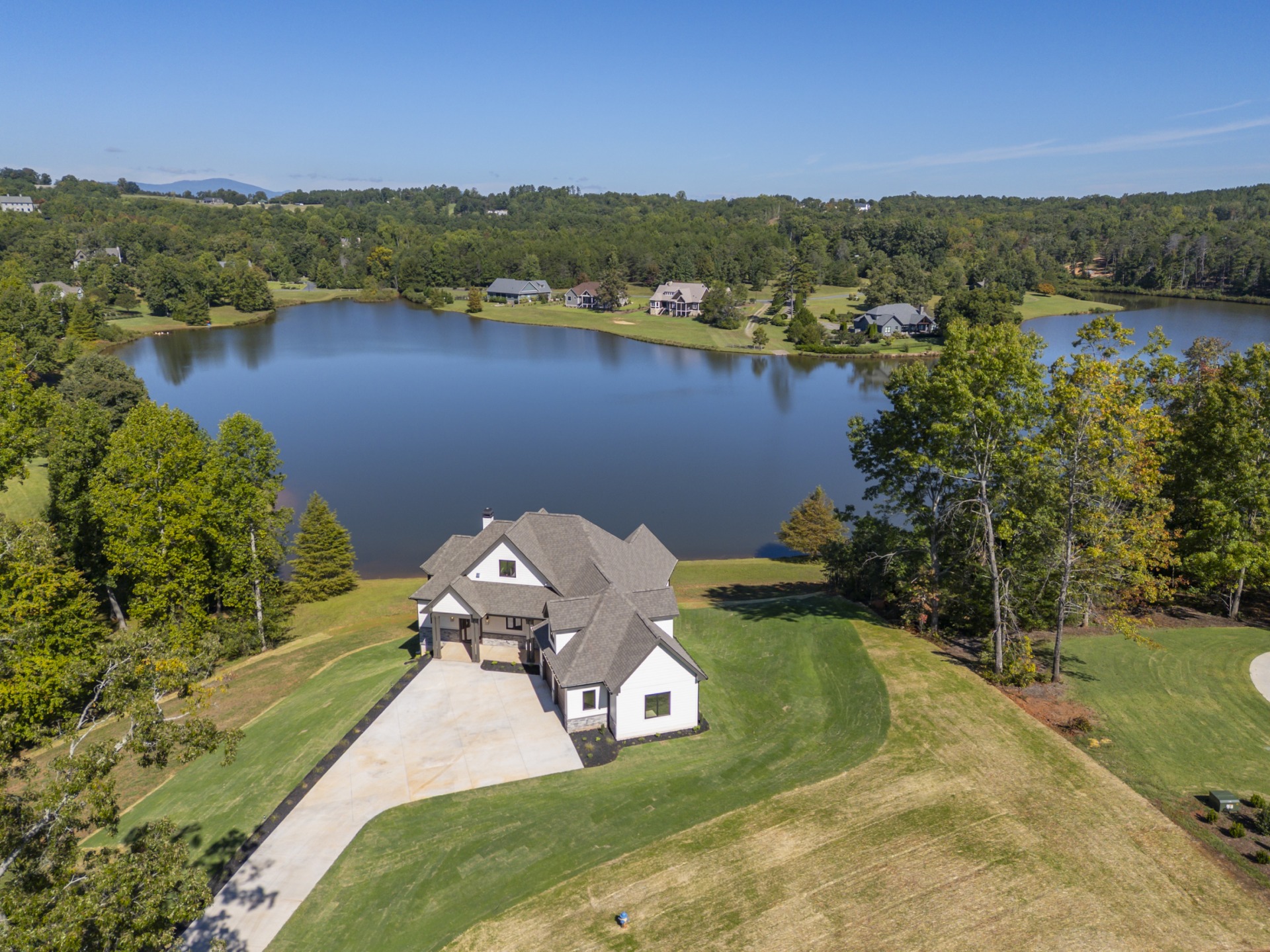 Derbyshire waterfront home, new construction: